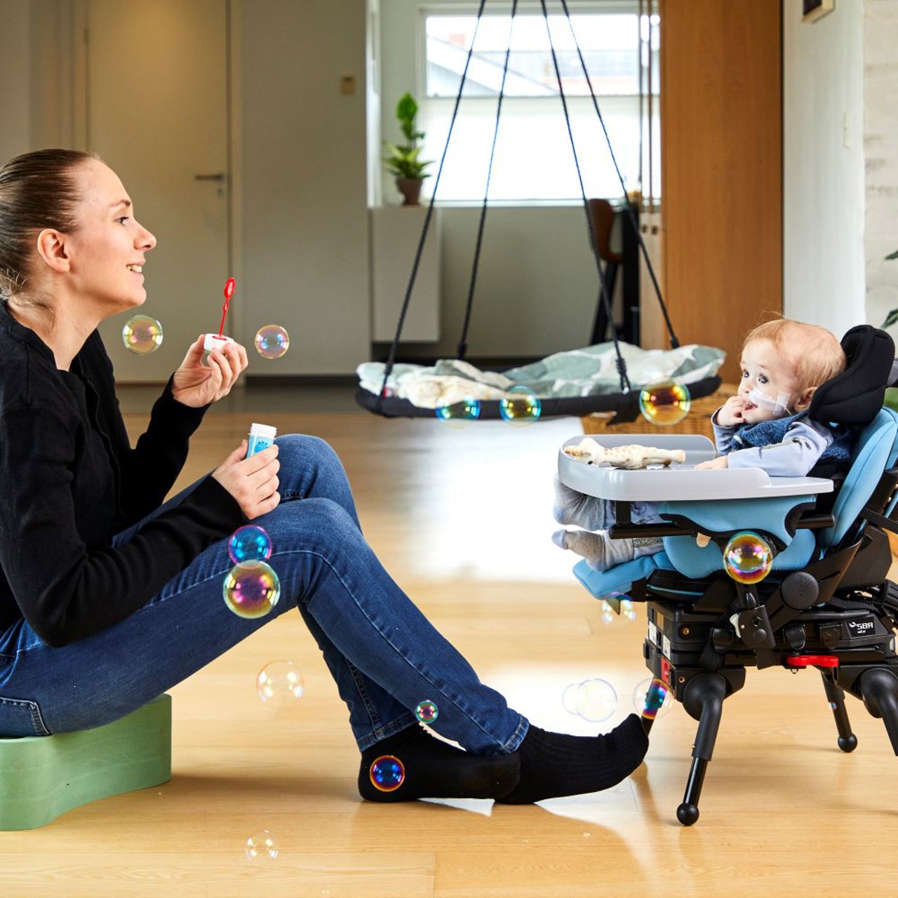 /globalassets/0-denmark/Support/kampagner/floor-frame_xpanda-shape-infant_124_125_-6224-copy.jpg?width=1280&Quality=90&rmode=max&scale=down