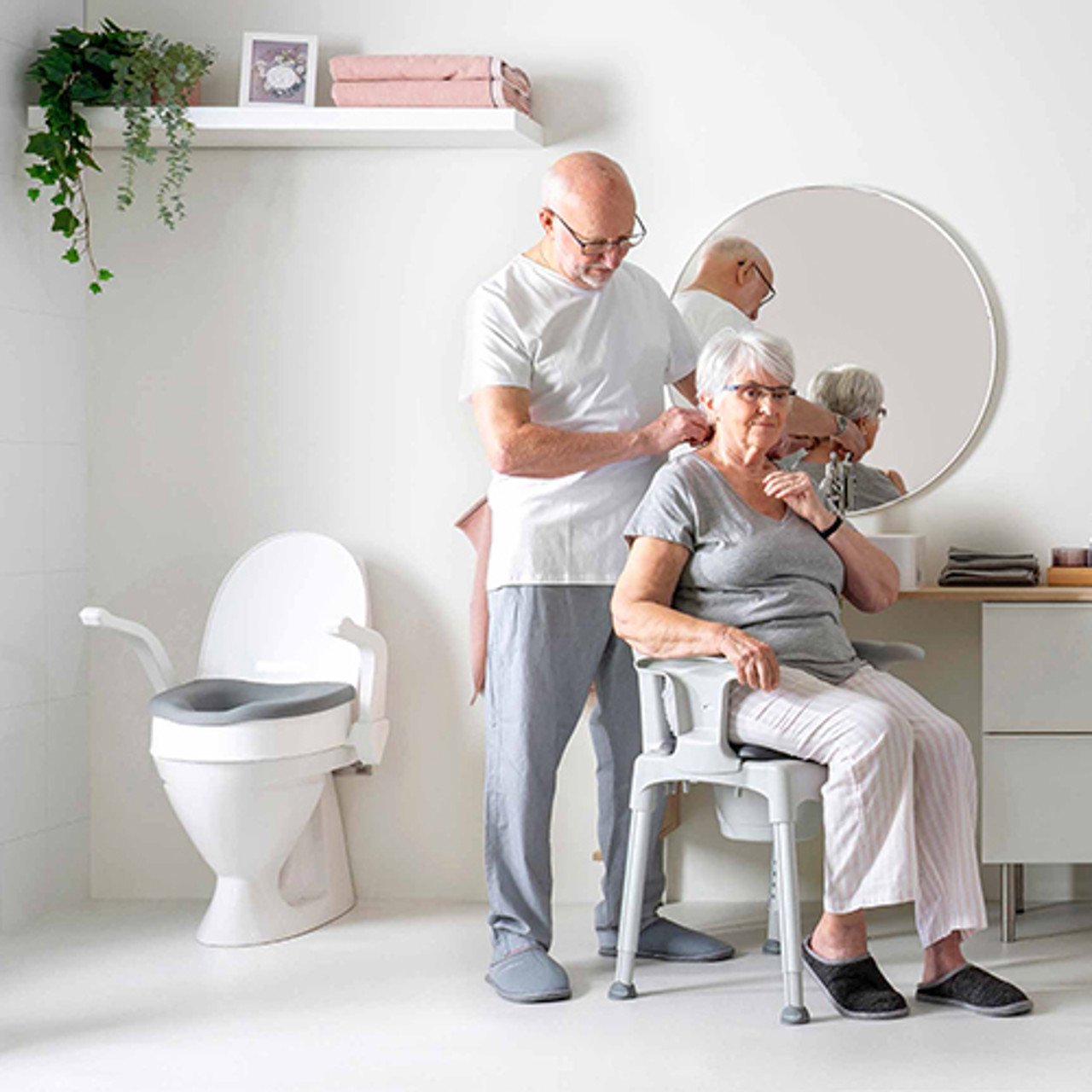 /globalassets/0-denmark/Support/kampagner/kampagne_20rabat-toiletstol-forhojer-og-bloed-pude-copy.jpg?width=1280&Quality=90&rmode=max&scale=down