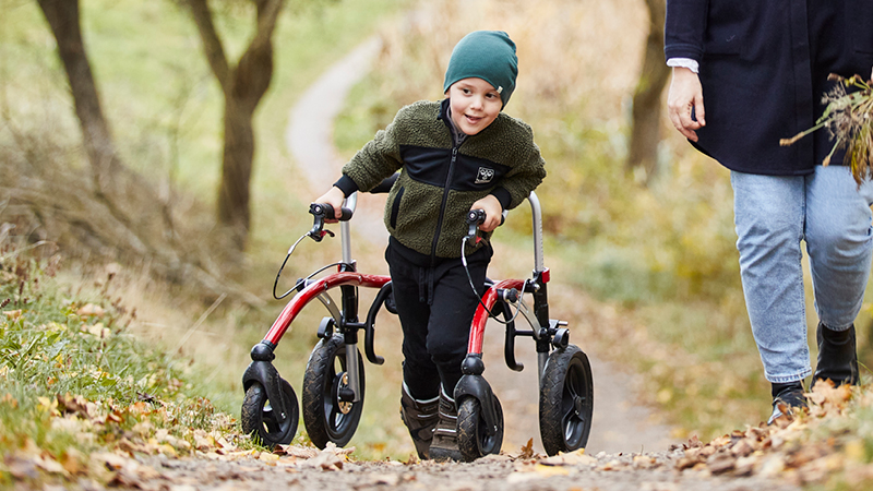 R82 Crocodile AT - Andreas 800x450.jpg