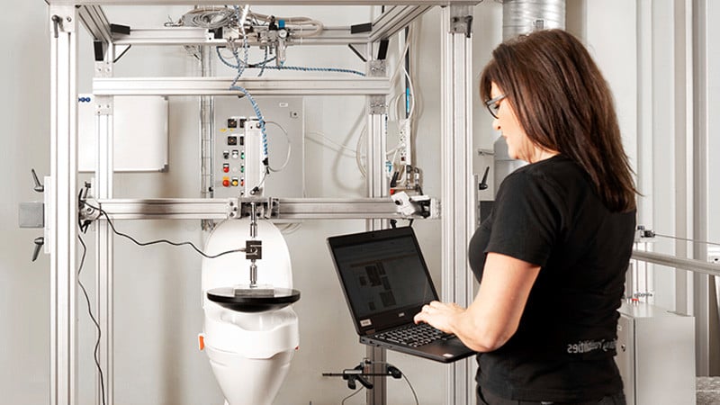 My-Loo-Brackets-Discover-test-lab.jpg