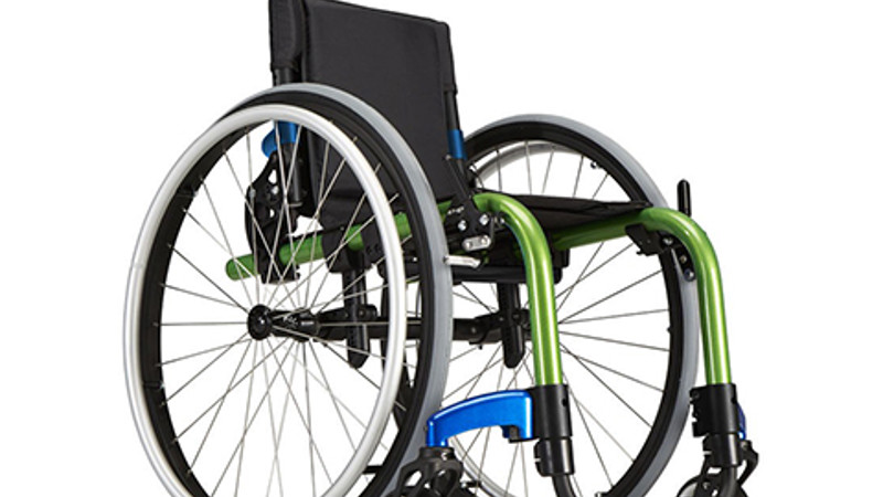 clik-hero-right-grannysmith-candyblue-1000x1000pxl copy2.jpg