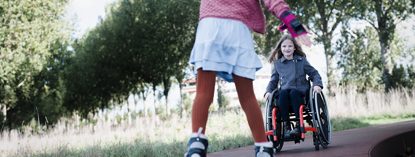 Amelia en Elske 850x325.png