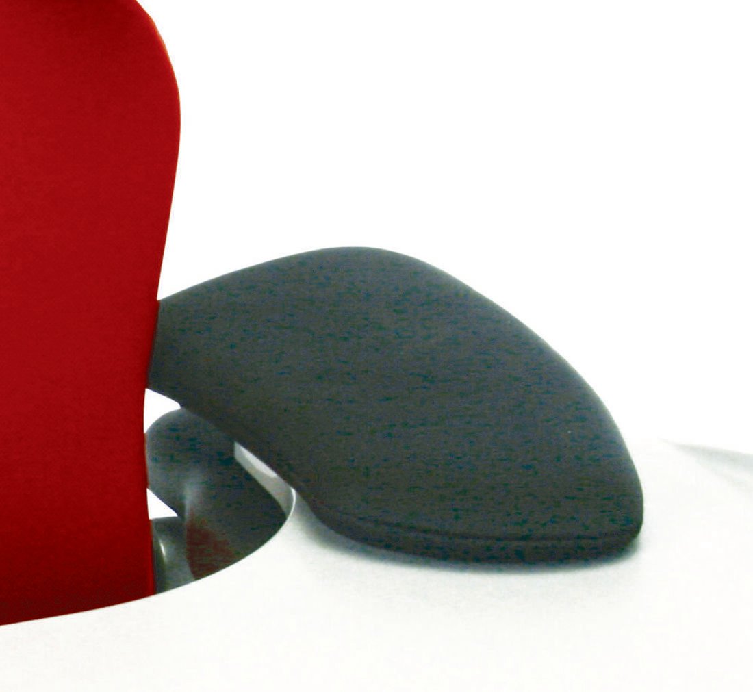 tri bar arm rests