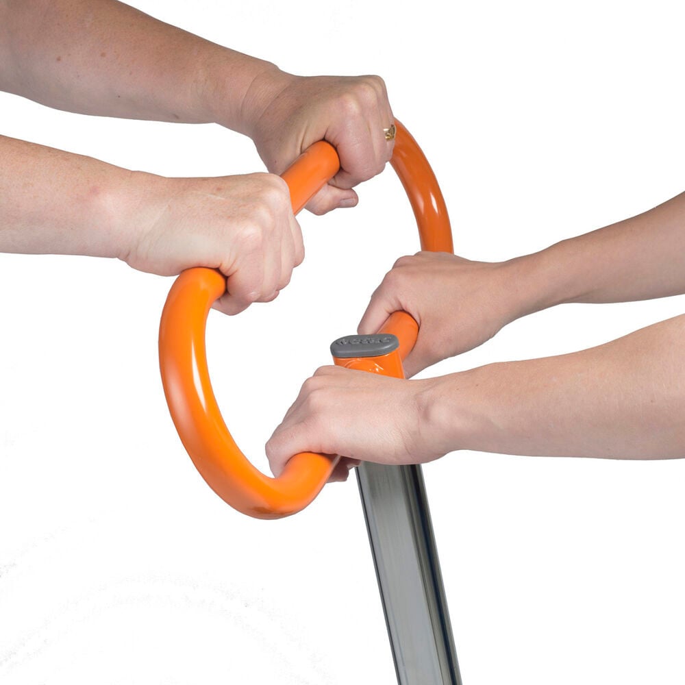The orange handle provides a strong, high contrasting colour which can help users with impaired vision or dementia. It also offers many grip possibilities for both carer and user.