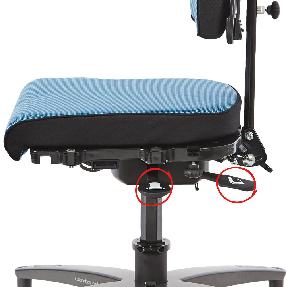 The Wombat Solo helps you reach optimum independence by enabling the user to take control over their seating position by activating the handles underneath the seat.