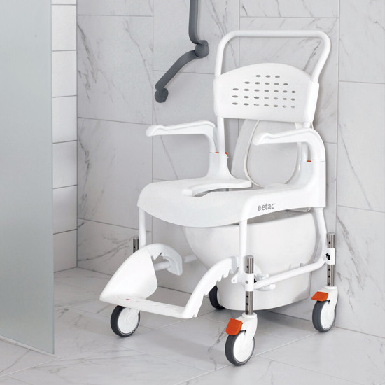 The smart design means that the chair is a perfect fit above all wall-mounted toilets, regardless of height.