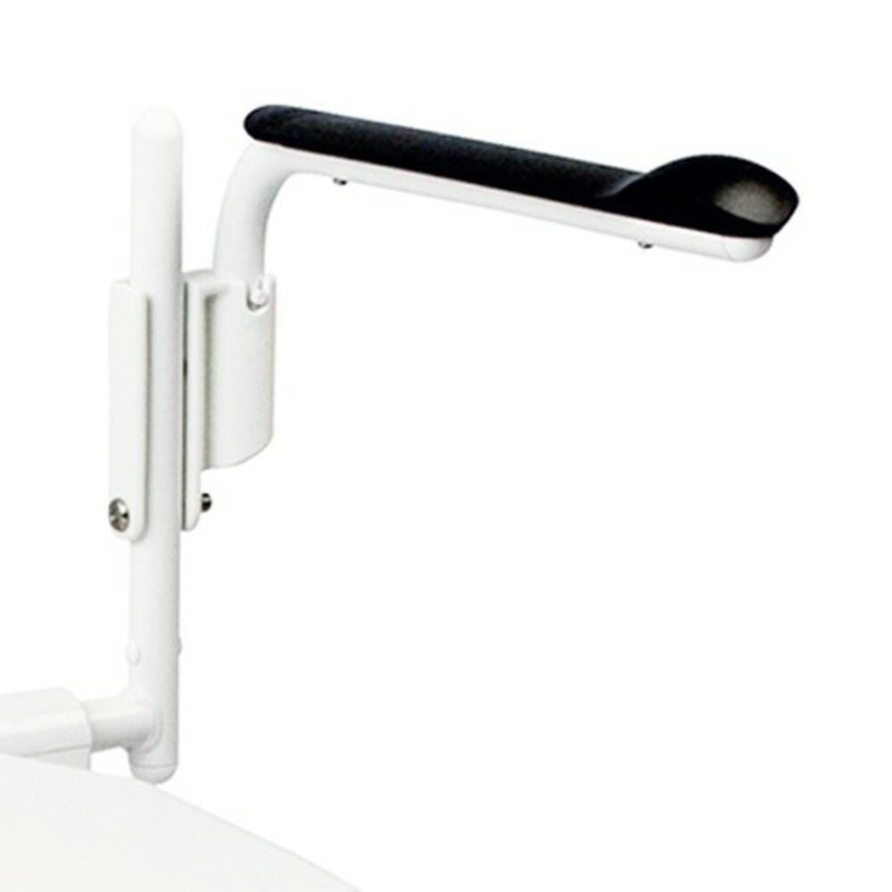 The arm support has a round shape to give a stable grip when standing up.