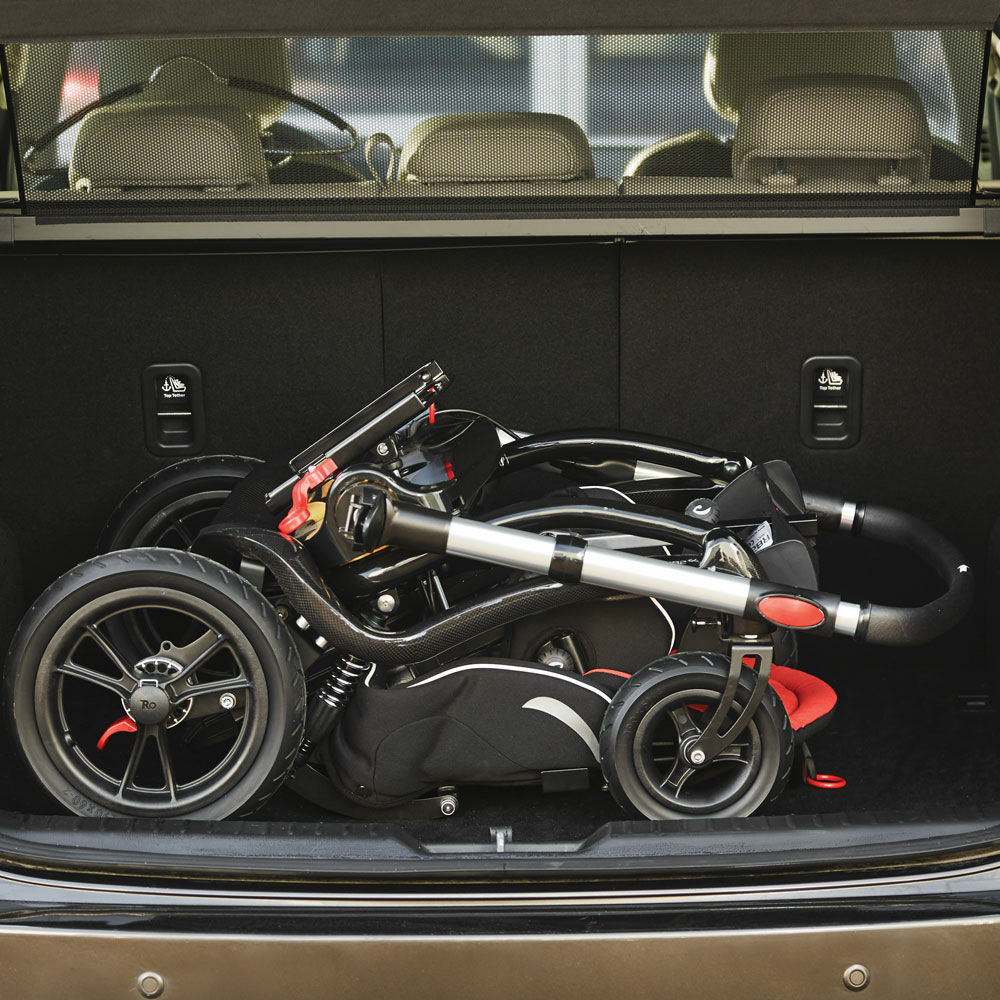 The Stingray is folded quickly and fits into almost any car. Fold the seat and frame units separately or altogether and pack it into your car - soon you will be on your way ...