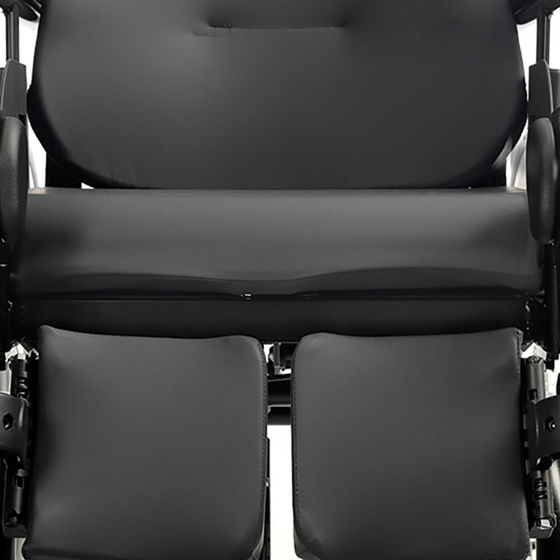 Etac-Prio-update-wheelchair-comfort-seat-cushion-front_571966.jpg