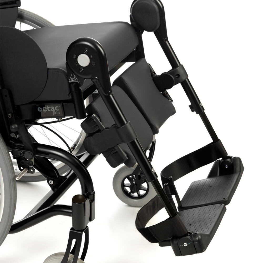 etac-prio-update-wheelchair-leg-supports-elevating_573541.jpg