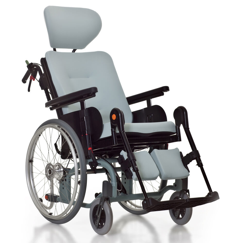 Etac Prio wheelchair – with unique dynamic and safety functions.