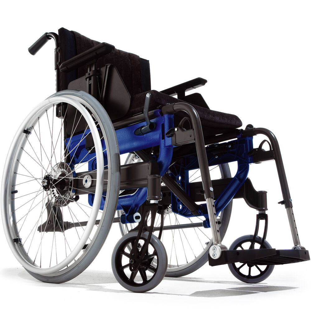 To make Etac Next wheelchair even smoother to propel, the wheelchair features shock absorbers as standard.