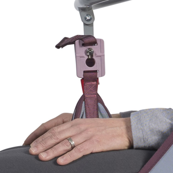 Flexible connection of the sling