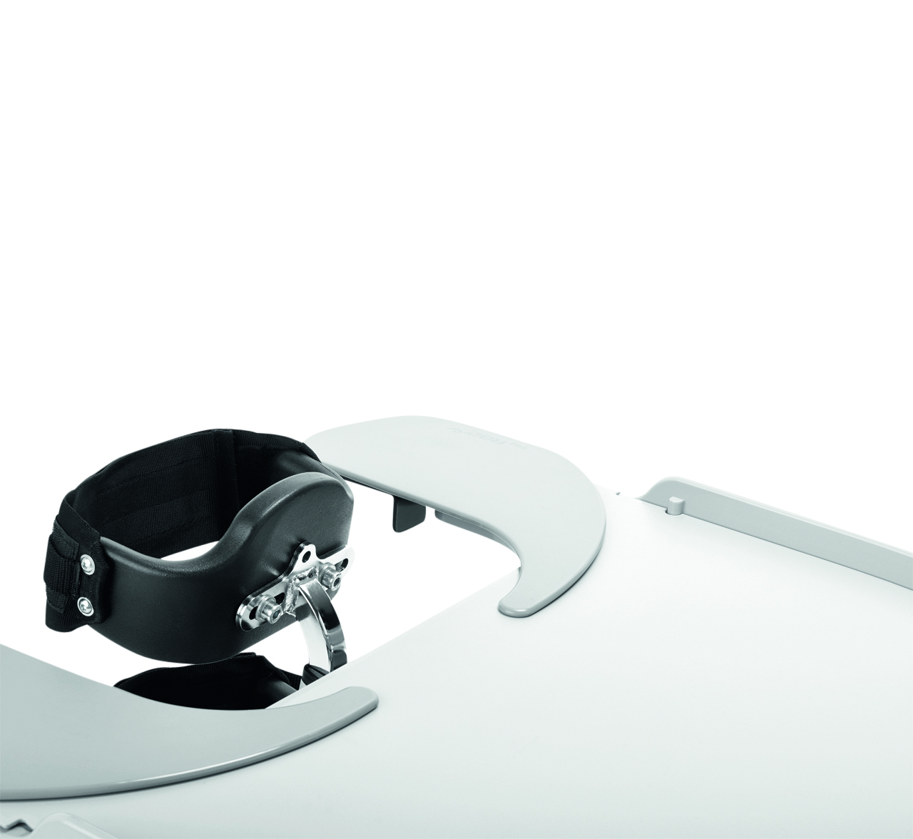 Arm rests for plastic tray