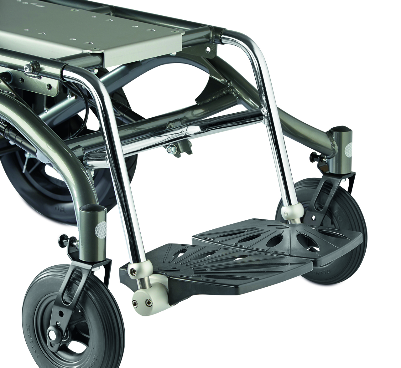 53645 Parted foot rests 9610420.jpg