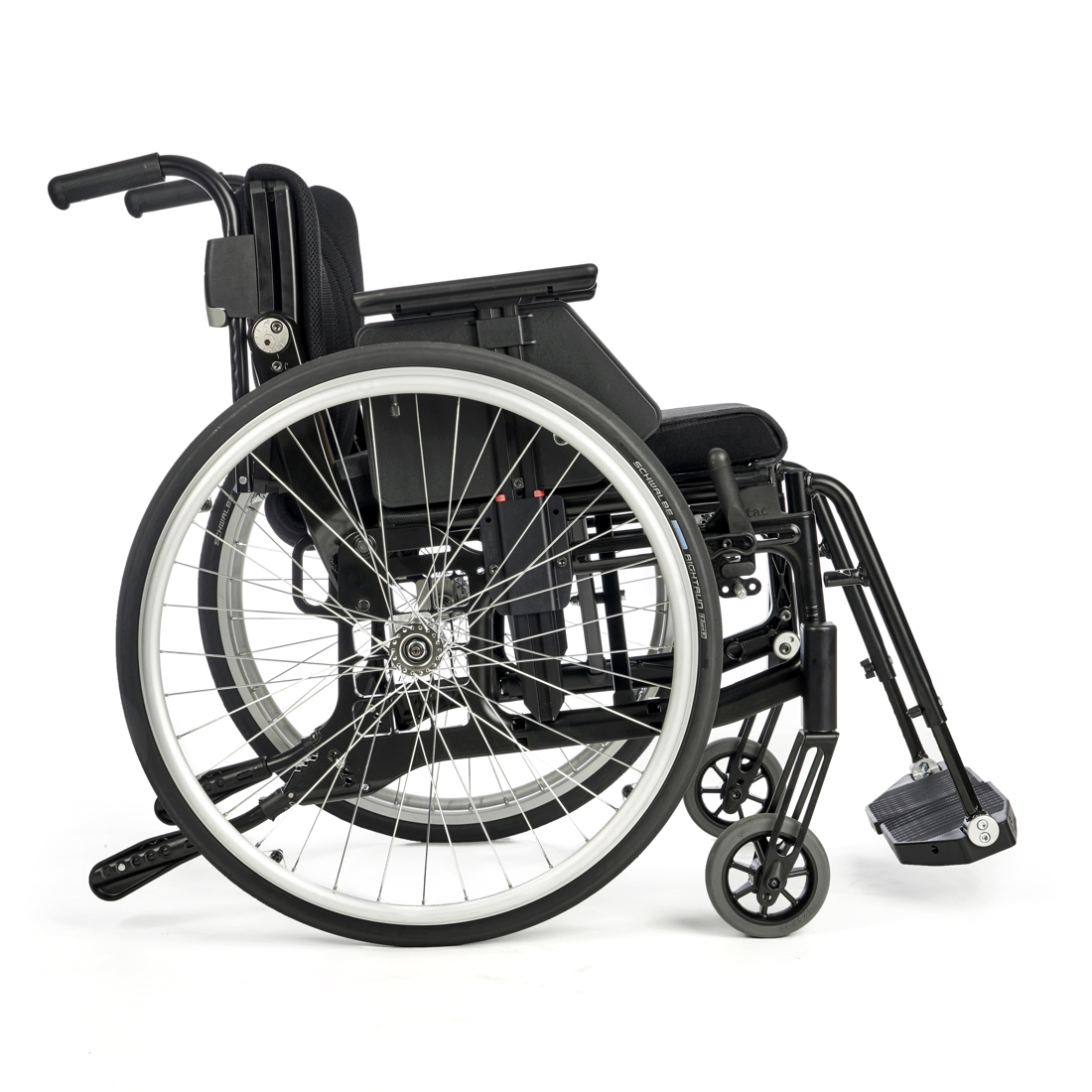 2009_Etac_Cross 6_black_airmesh_short armsupport_side view copy.jpg