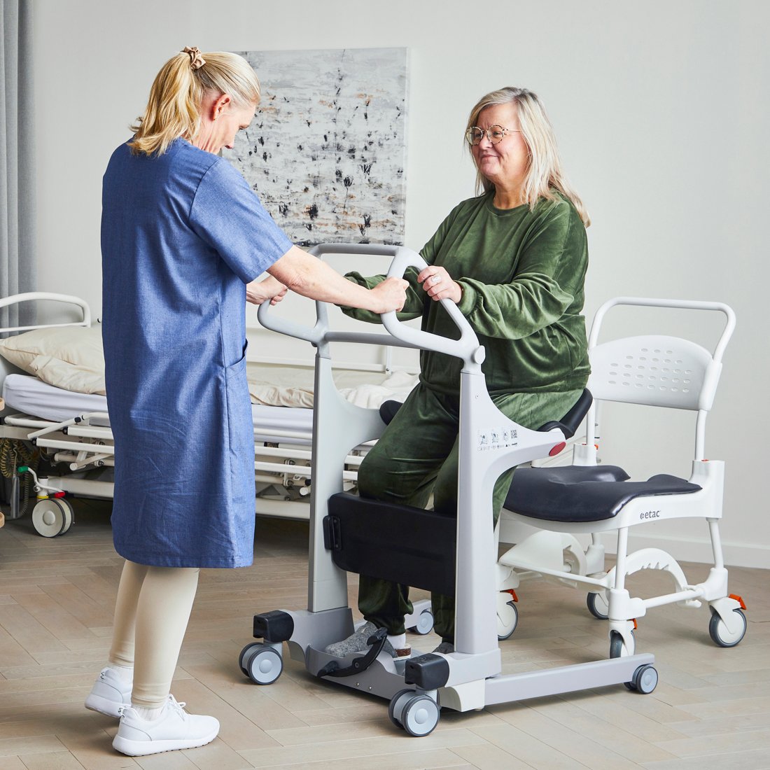 Molift Transfer Pro_Etac Clean_Bedroom