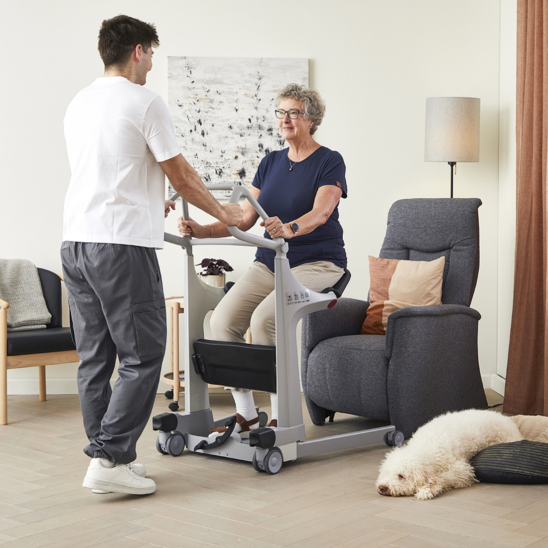 Stand Transfer Molift Transfer Pro - A sit-to-stand device for seated transfers