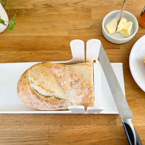 Cut cutting board bench