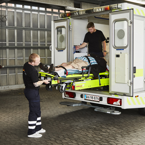 HoverMatt SPU - Paramedics with patient