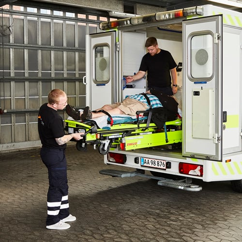 HoverMatt SPU - Paramedics with patient
