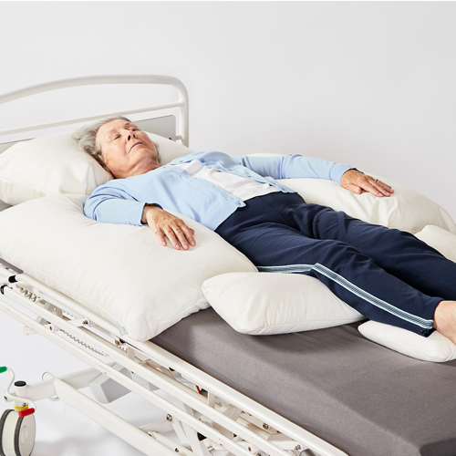 Immedia LeanOnMe Basic sizes, old lady in bed
