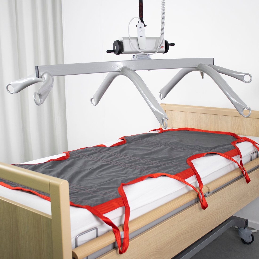 Molift 8-point sling bar w Balance bar, RgoSling Fabric Stretcher