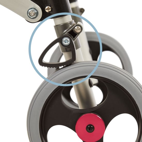 When exploring the world, safety is a top priority. Therefore, the Crocodile comes with an anti-reverse wheel stop and is available with both hand brakes and fixed or swing away anti-tips, giving your child a safe and stable walker.