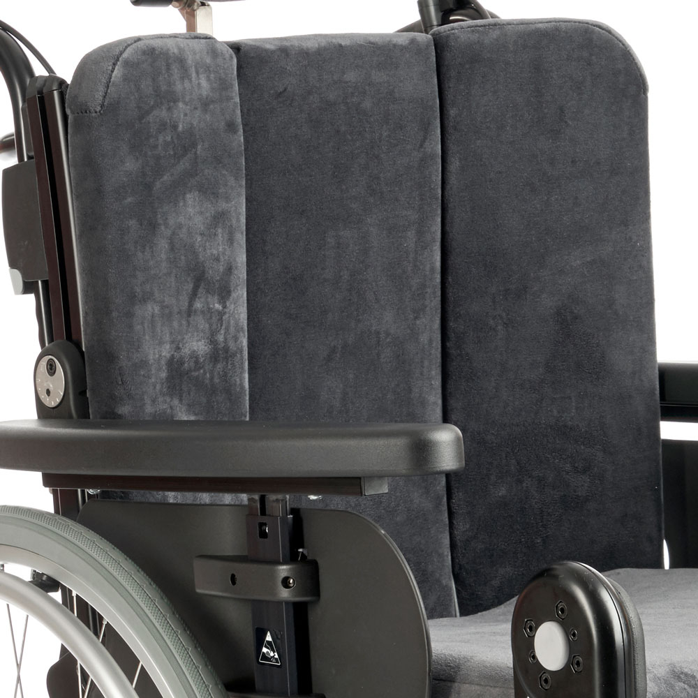 Etac Prio 3A comfort-rolstoel