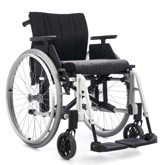 Etac Crissy Swing-Away wheelchair (Global)