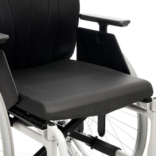 Etac-Cross-5-hygiene-seat-cushion