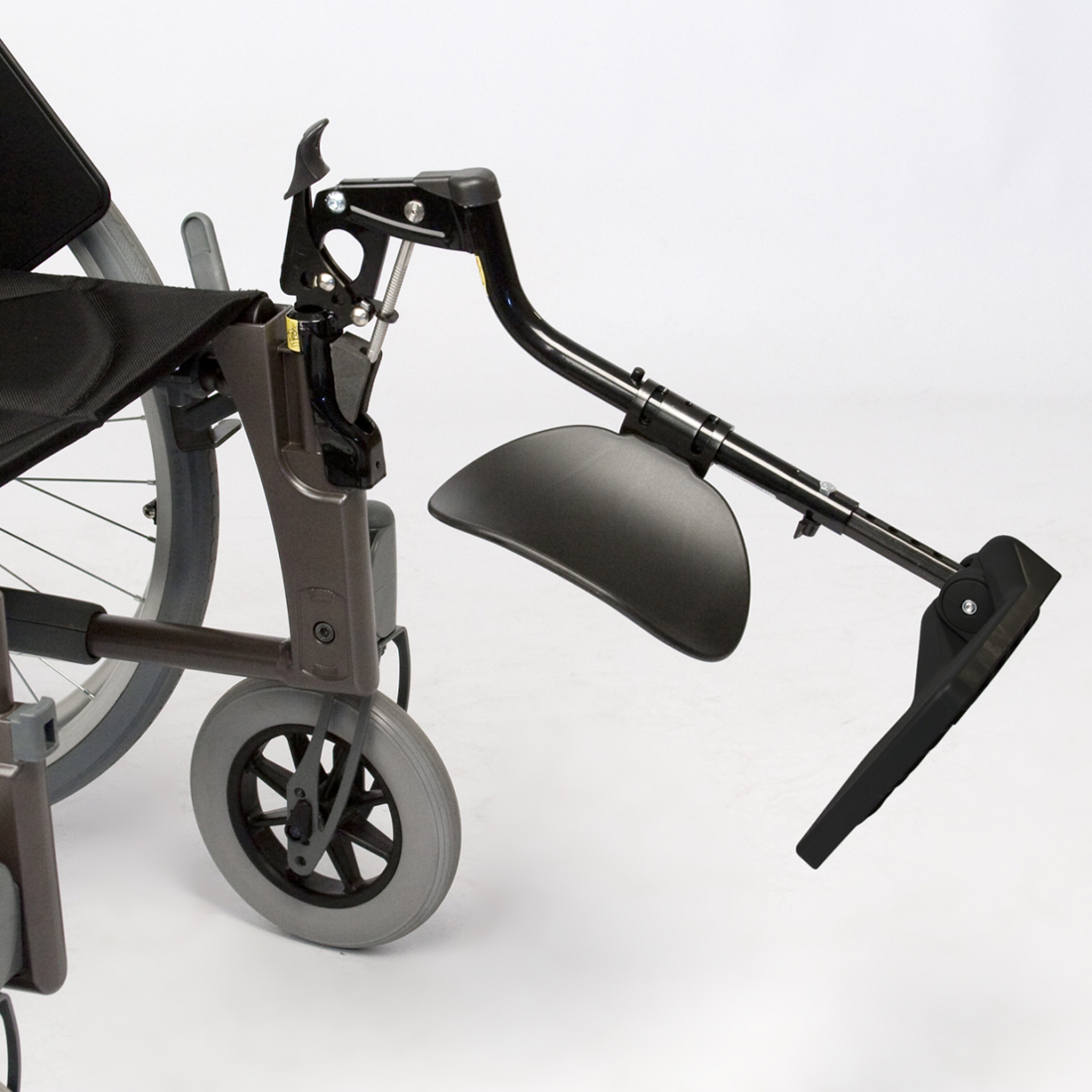 Etac-M100-Elavating-leg_551203.jpg
