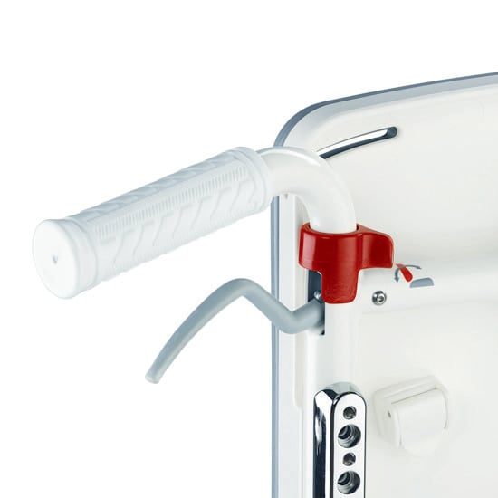 Handle for back recline adjustment