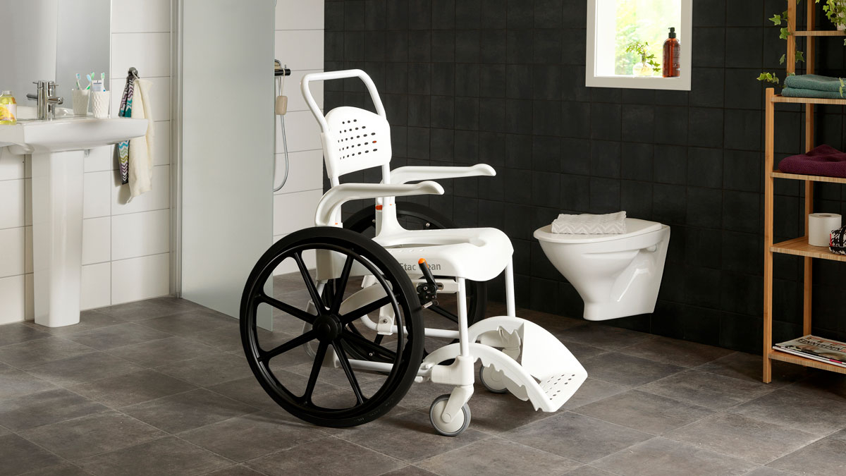 Etac-Clean-24-self-propelled-white-large_H28cm_black.jpg