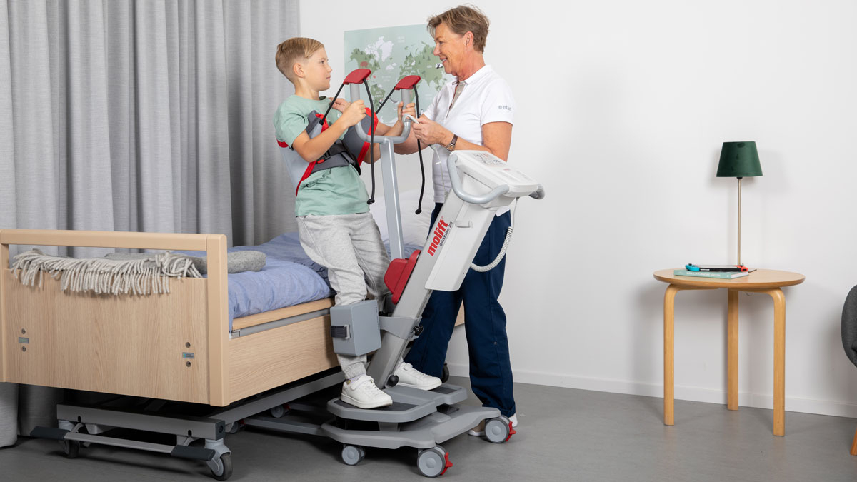 Molift-Quick-Raiser-205_RgoSling-StandUp-Child-(4).jpg