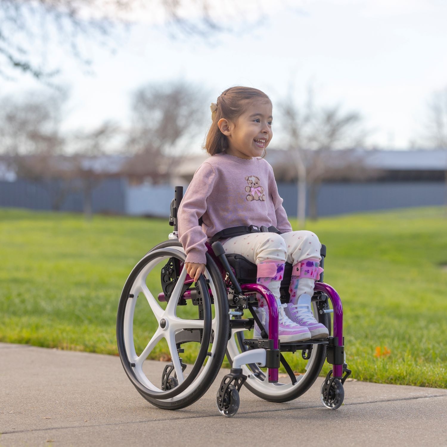 Little Wave Clik-Axiom for Kids-Amelie-Brochure Cover copy.jpg