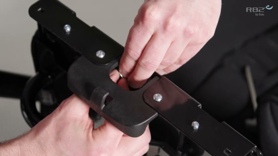 How to mount head support on turtle neck on Chilla